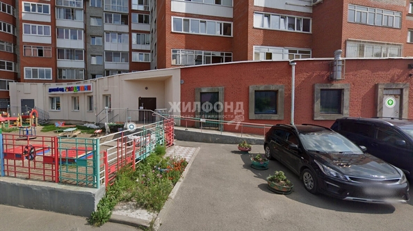 
   Продам помещение свободного назначения, 335 м², 79 Гвардейской Дивизии ул

. Фото 4.