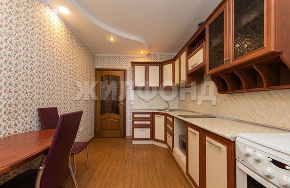 
   Продам 2-комнатную, 64.9 м², Никитина ул, 56

. Фото 17.