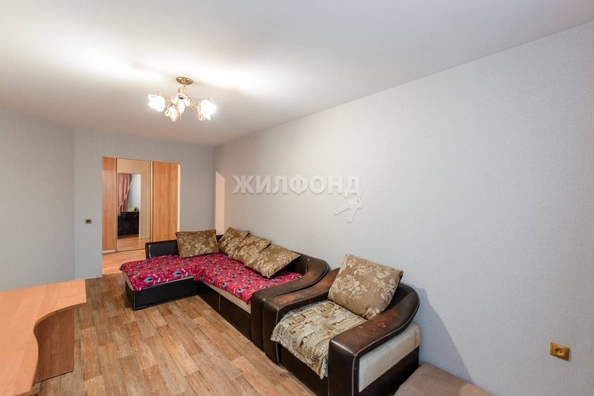 
   Продам 3-комнатную, 79.4 м², Сибирская ул, 115

. Фото 9.