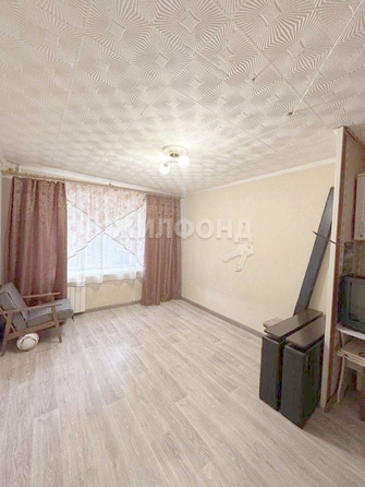 
   Продам секционку, 14 м², Сергея Лазо ул, 16/1

. Фото 3.