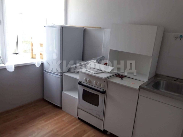 
  Продается 1-комн. квартира, 30.5 м², 30-летия Победы ул, д. 7
. Фото 3.