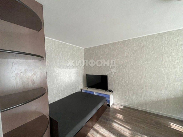 
   Продам 1-комнатную, 36.6 м², Сибирская ул, 112

. Фото 5.