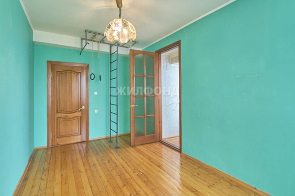 
   Продам 3-комнатную, 87 м², Лебедева ул, 5а

. Фото 16.