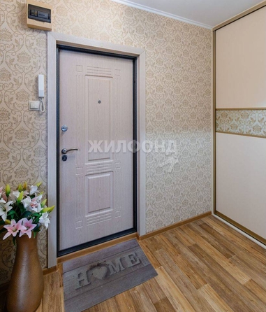 
   Продам 1-комнатную, 35.4 м², Сибирская ул, 102

. Фото 8.