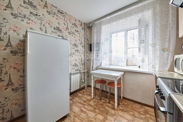 
   Продам 1-комнатную, 33.6 м², Ленина пр-кт, 243/2

. Фото 2.