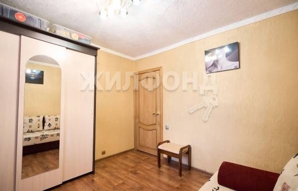 
   Продам 2-комнатную, 52.7 м², Октябрьская ул, 91а

. Фото 15.