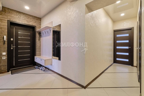 
   Продам 2-комнатную, 74.5 м², Ивановского ул, 20

. Фото 6.