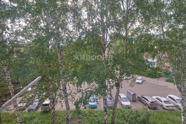 
   Продам 3-комнатную, 56.8 м², Бела Куна ул, 32

. Фото 11.