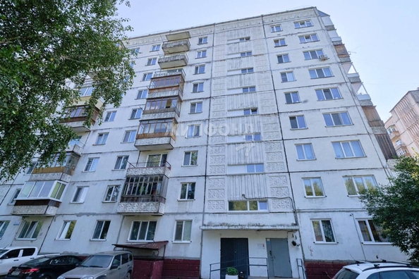 
   Продам 4-комнатную, 70.4 м², Светлый поселок, 6

. Фото 21.