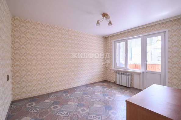 
   Продам 4-комнатную, 58.6 м², Лебедева ул, 111

. Фото 6.