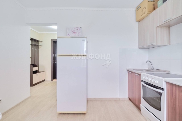 
   Продам 1-комнатную, 30.5 м², Ботанический пер, 3

. Фото 2.