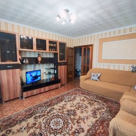 
   Продам 3-комнатную, 65 м², Бирюкова ул, 10

. Фото 1.