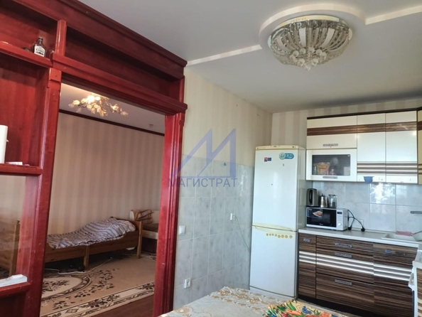 
   Продам 3-комнатную, 82.7 м², Ивана Черных ул, 66

. Фото 1.