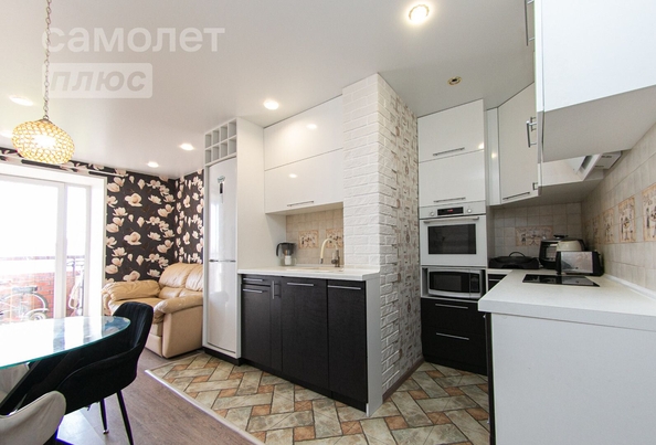 
   Продам 3-комнатную, 59.1 м², Лебедева ул, 18

. Фото 3.