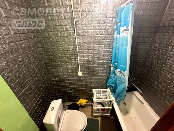 
   Продам 1-комнатную, 18.1 м², Угрюмова Александра ул, 1/1

. Фото 1.