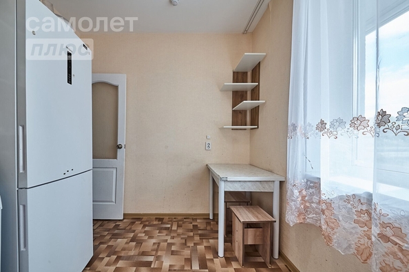 
   Продам 1-комнатную, 34.9 м², Дизайнеров ул, 13

. Фото 3.