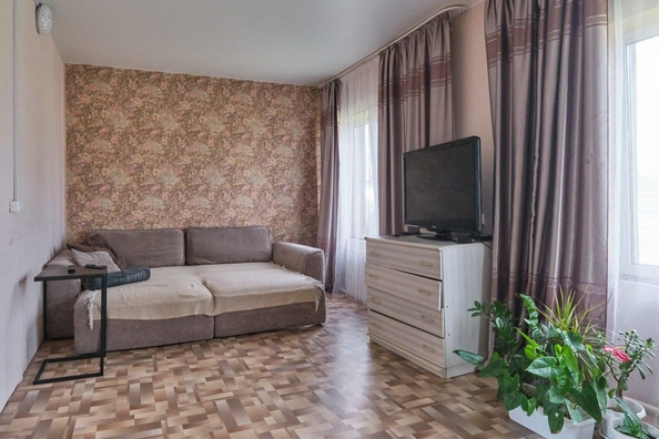 
   Продам 2-комнатную, 70 м², Бодажкова ул, 3

. Фото 7.