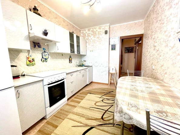 
   Продам 2-комнатную, 61 м², Ленская ул, 53

. Фото 2.