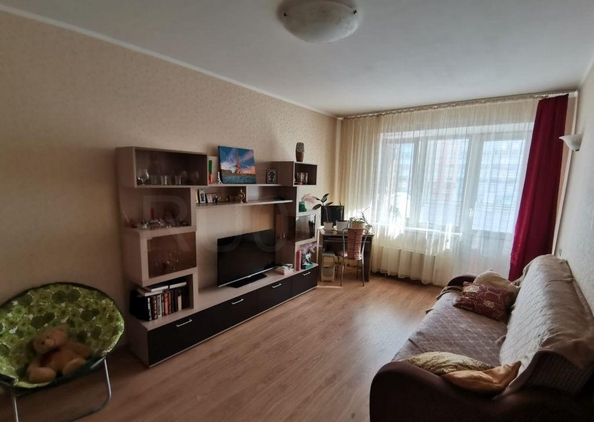 
   Продам 1-комнатную, 34.9 м², Дальне-Ключевская ул, 16б

. Фото 2.