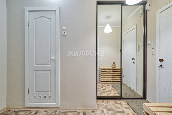 
   Продам 1-комнатную, 35.5 м², Энтузиастов ул, 41

. Фото 2.