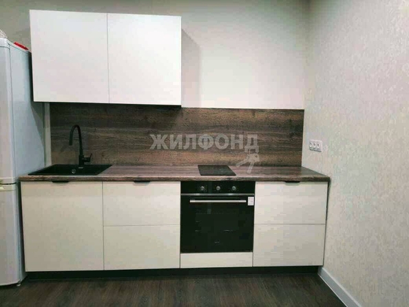 
   Продам 2-комнатную, 36 м², Киевская ул, 9

. Фото 1.