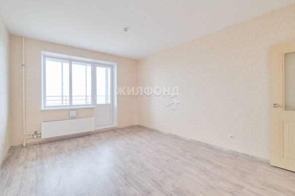 
   Продам 2-комнатную, 52.9 м², Петра Федоровского ул, 10

. Фото 2.