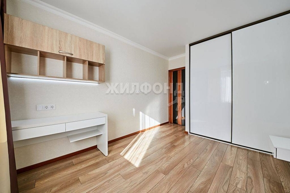 
   Продам 3-комнатную, 84.3 м², Герасименко ул, 1/17

. Фото 6.