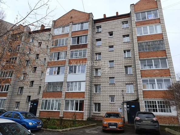 
   Продам 3-комнатную, 67.3 м², Рабочая ул, 64

. Фото 5.