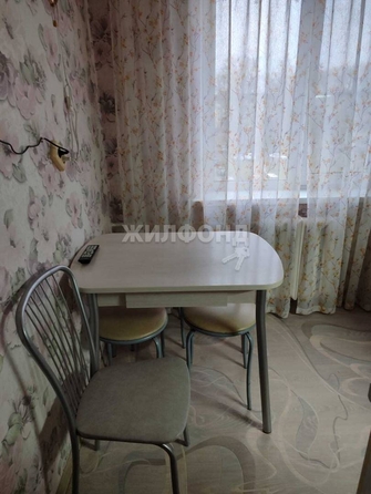 
   Продам 1-комнатную, 30.5 м², Ленина ул, 72

. Фото 8.