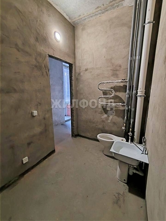 
   Продам 2-комнатную, 49 м², Исаака Левитана, 1

. Фото 6.