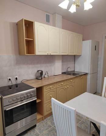 
  Продается 3-комн. квартира, 76.3 м², Дзержинского ул, д. 20/1
. Фото 3.