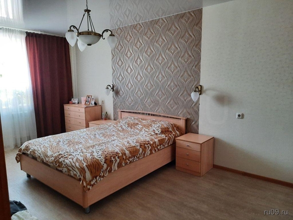 
  Продается 3-комн. квартира, 97 м², Интернационалистов ул, д. 8/2
. Фото 3.