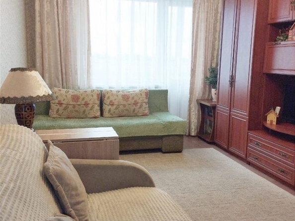
  Продается 2-комн. квартира, 53.8 м², Вокзальная ул, д. 27
. Фото 2.