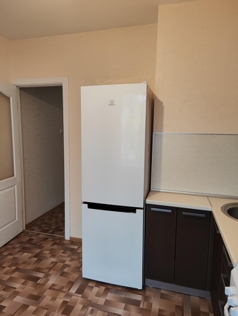 
  Продается 1-комн. квартира, 42.3 м², Дизайнеров ул, д. 9
. Фото 2.