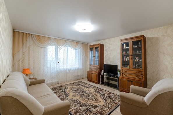 
  Продается 3-комн. квартира, 67 м², Сибирская ул, д. 114
. Фото 1.