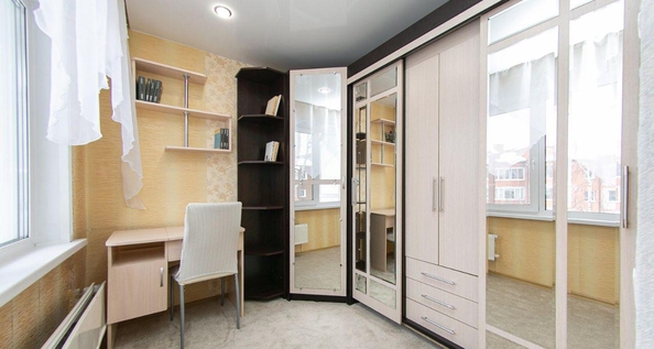 
  Продается 3-комн. квартира, 59 м², 79 Гвардейской Дивизии ул, д. 22
. Фото 8.