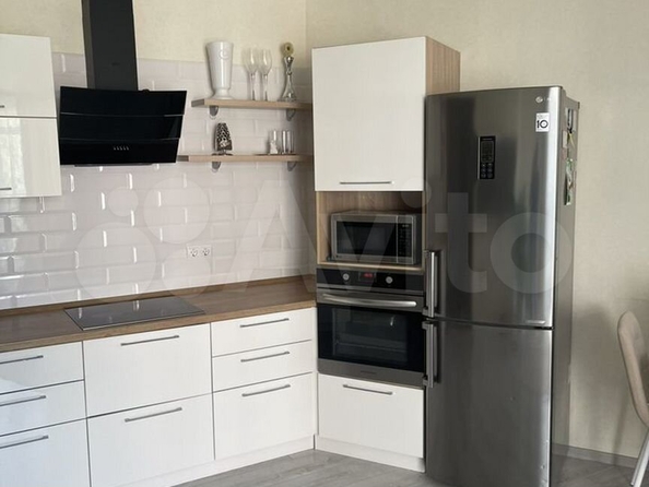 
  Продается 2-комн. квартира, 59.4 м², Совхозная ул, д. 2а
. Фото 2.