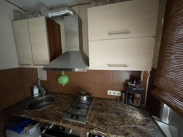 
  Продается 2-комн. квартира, 46.6 м², Репина ул, д. 15
. Фото 4.