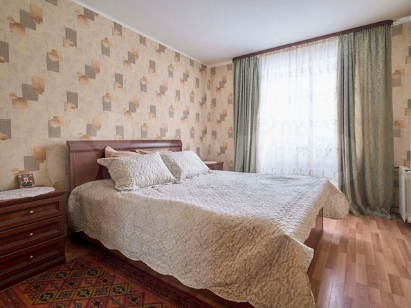 
  Продается 3-комн. квартира, 78.5 м², Ивана Черных ул, д. 52
. Фото 5.