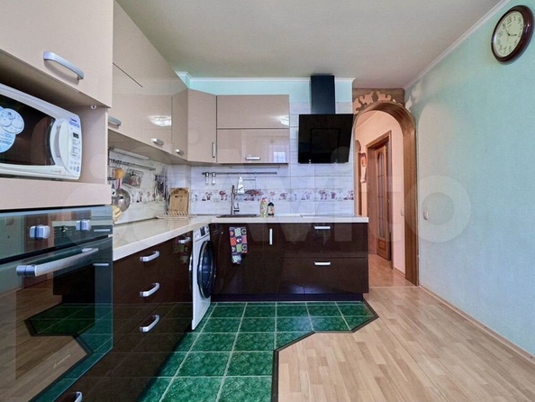
  Продается 3-комн. квартира, 78.5 м², Ивана Черных ул, д. 52
. Фото 6.