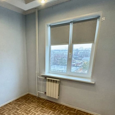 
  Продается 4-комн. квартира, 68.5 м², Айвазовского ул, д. 33
. Фото 8.