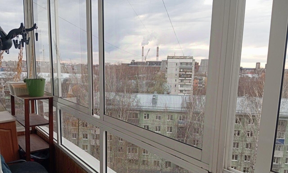 
  Продается 3-комн. квартира, 68 м², Елизаровых ул, д. 70
. Фото 4.