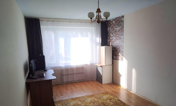 
   Продам 3-комнатную, 61.5 м², Лесная 2-я ул, 75/2

. Фото 9.