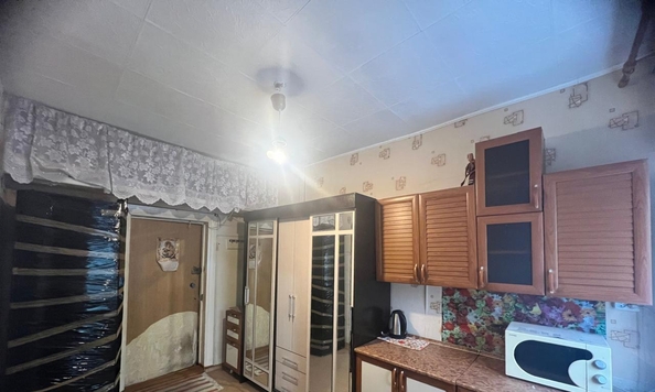 
   Продам 2-комнатную, 30.3 м², Алтайская ул, 5

. Фото 6.