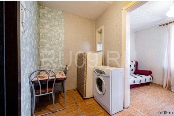 
   Продам 1-комнатную, 14 м², Кольцевой проезд, 33/2

. Фото 1.