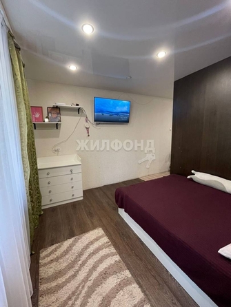 
   Продам 1-комнатную, 30.4 м², Нижне-Луговая ул, 14

. Фото 2.