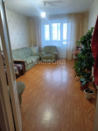 
   Продам 2-комнатную, 64 м², Рабочая 1-я ул, 2а

. Фото 2.