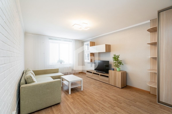 
   Продам 2-комнатную, 61 м², Ивана Черных ул, 125

. Фото 6.