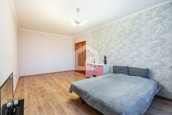 
   Продам 2-комнатную, 54 м², Мокрушина ул, 13

. Фото 4.