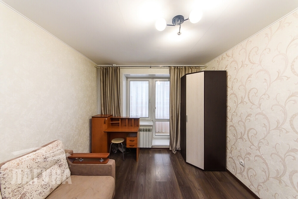 
   Продам 1-комнатную, 29 м², Льва Толстого ул, 38г

. Фото 5.